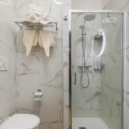 Apartamento La Dimora Degli Asinelli Bolonia Exterior foto